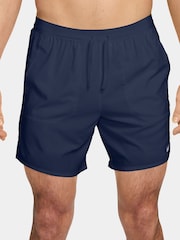 Μεταμεσονύκτιο ναυτικό - Σορτς για τρέξιμο Nike Dri-FIT Stride 7 ίντσα 2-σε-1 - Εικόνα 1 του 4