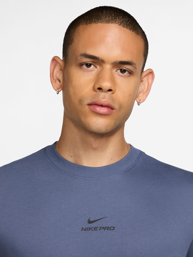 Nike Diffused Blue Dri-FIT Pro Training T-Shirt - Image 5 of 5