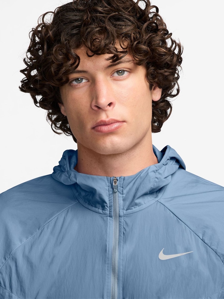 Nike Work Blue Dri-FIT Stride Woven Running Jacket - Image 3 of 3