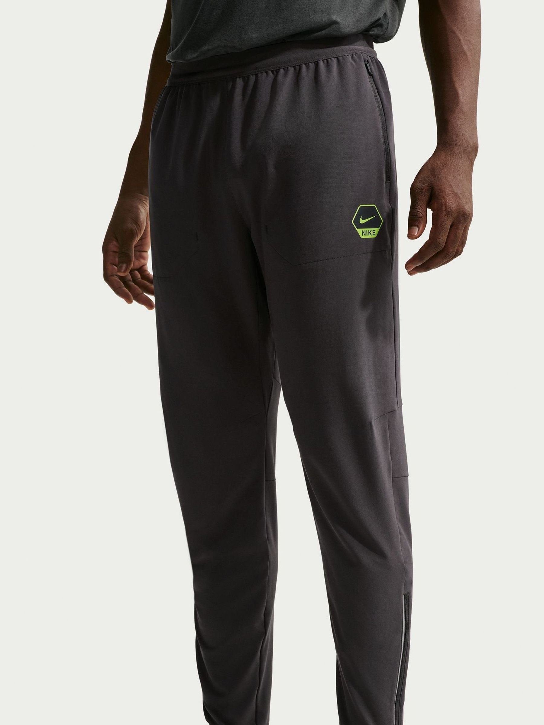 nike unisex joggers