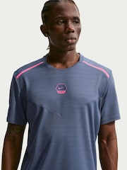 Nike Diffused Blue Sportswear Running T-Shirt - Image 3 of 6