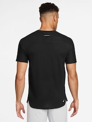 Nike Black ACG Solar Chase Dri-FIT ADV Running T-Shirt - Image 2 of 3