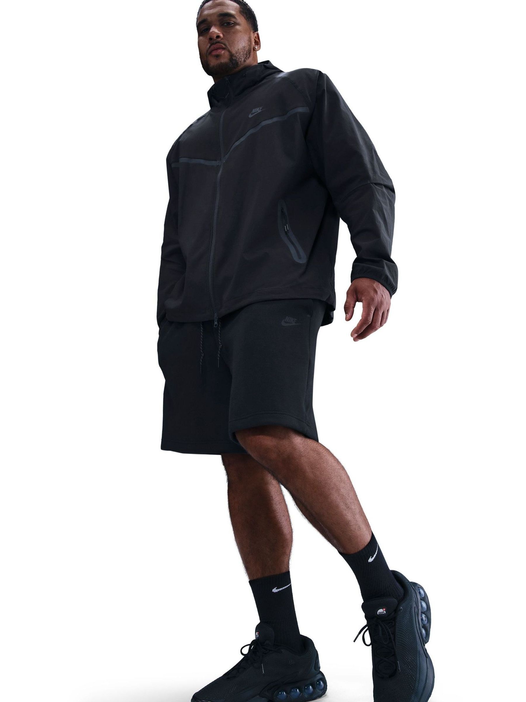 Comprar Preto/Cinza - Calções Nike Tech Fleece from Next Brazil