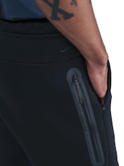 Nike Black Tech Fleece Shorts - Image 4 of 10