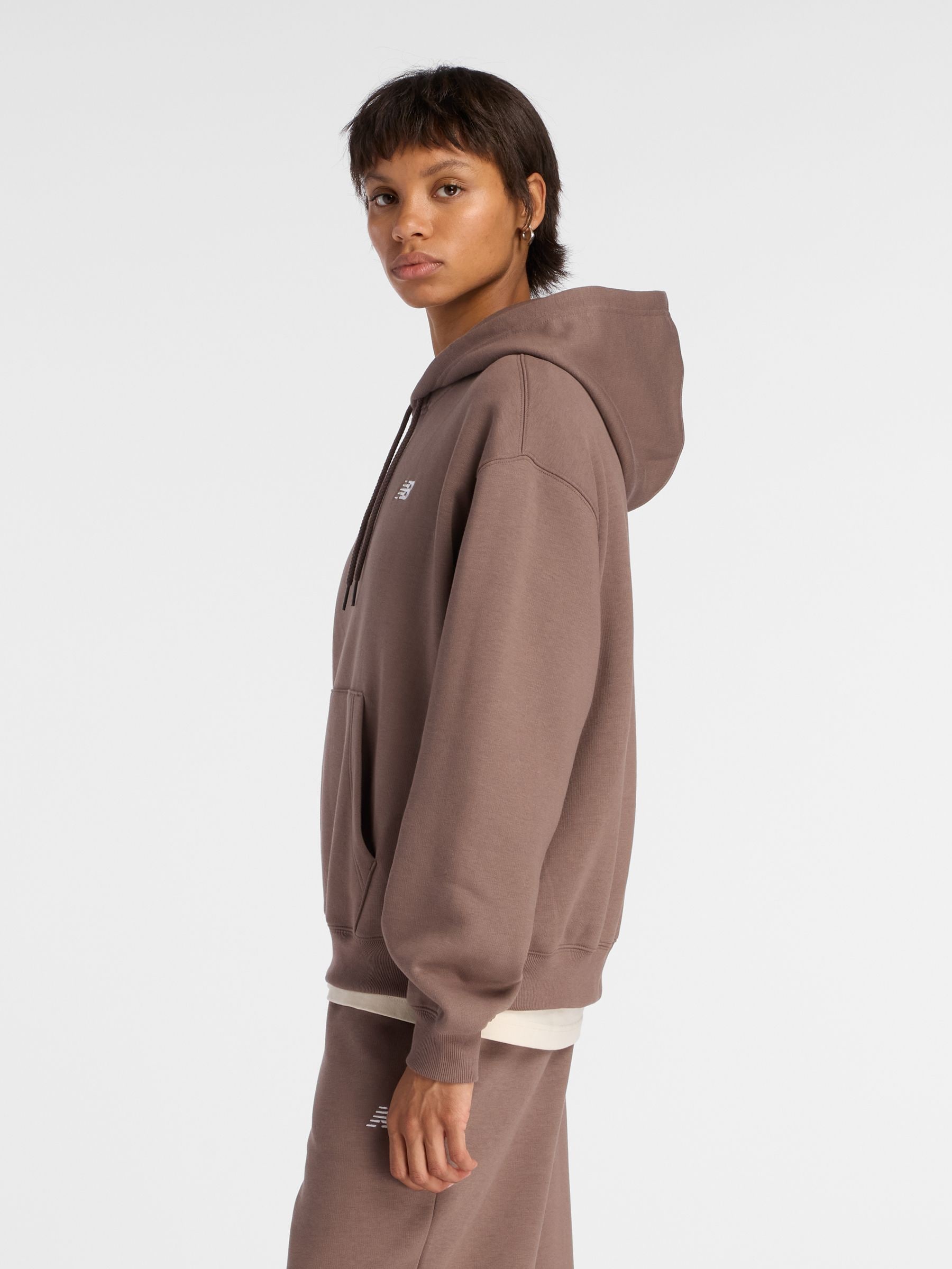 Next：日本 ブラウン - New Balance Essentials パーカー from Next Japan