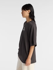 New Balance Black Linear Heritage Oversized T-Shirt - Image 4 of 7