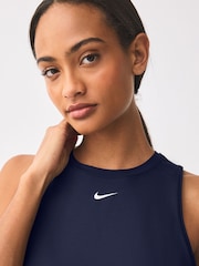 午夜深蓝色 - Nike One Classic Dri-FIT 背心 - 8的图像7｝