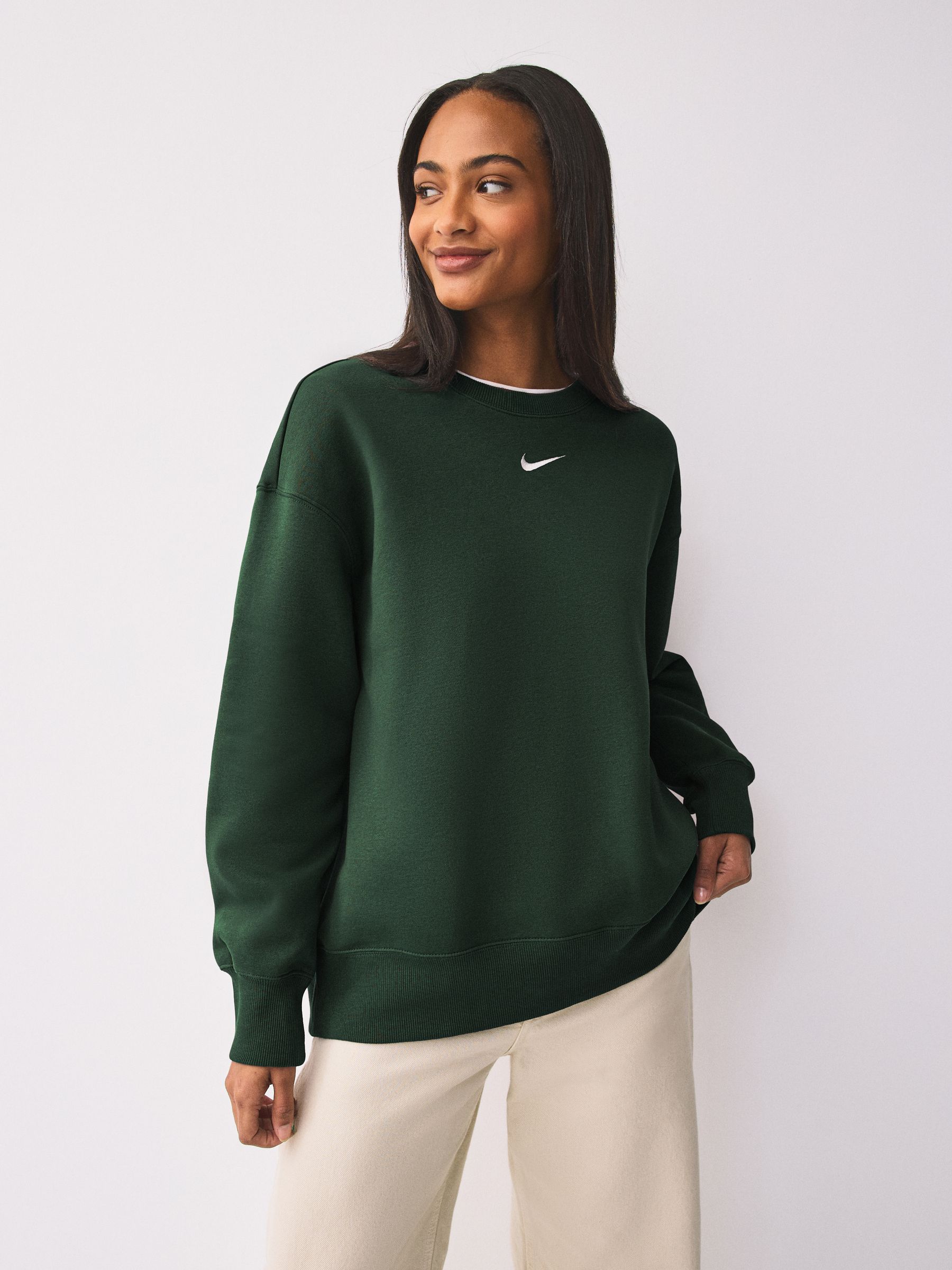 green nike crewneck sweatshirt