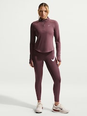 Tattoo in Braun - Nike Tempo Swoosh DriFIT 1/2 Zip Sweat Top - Bild 1 von 5