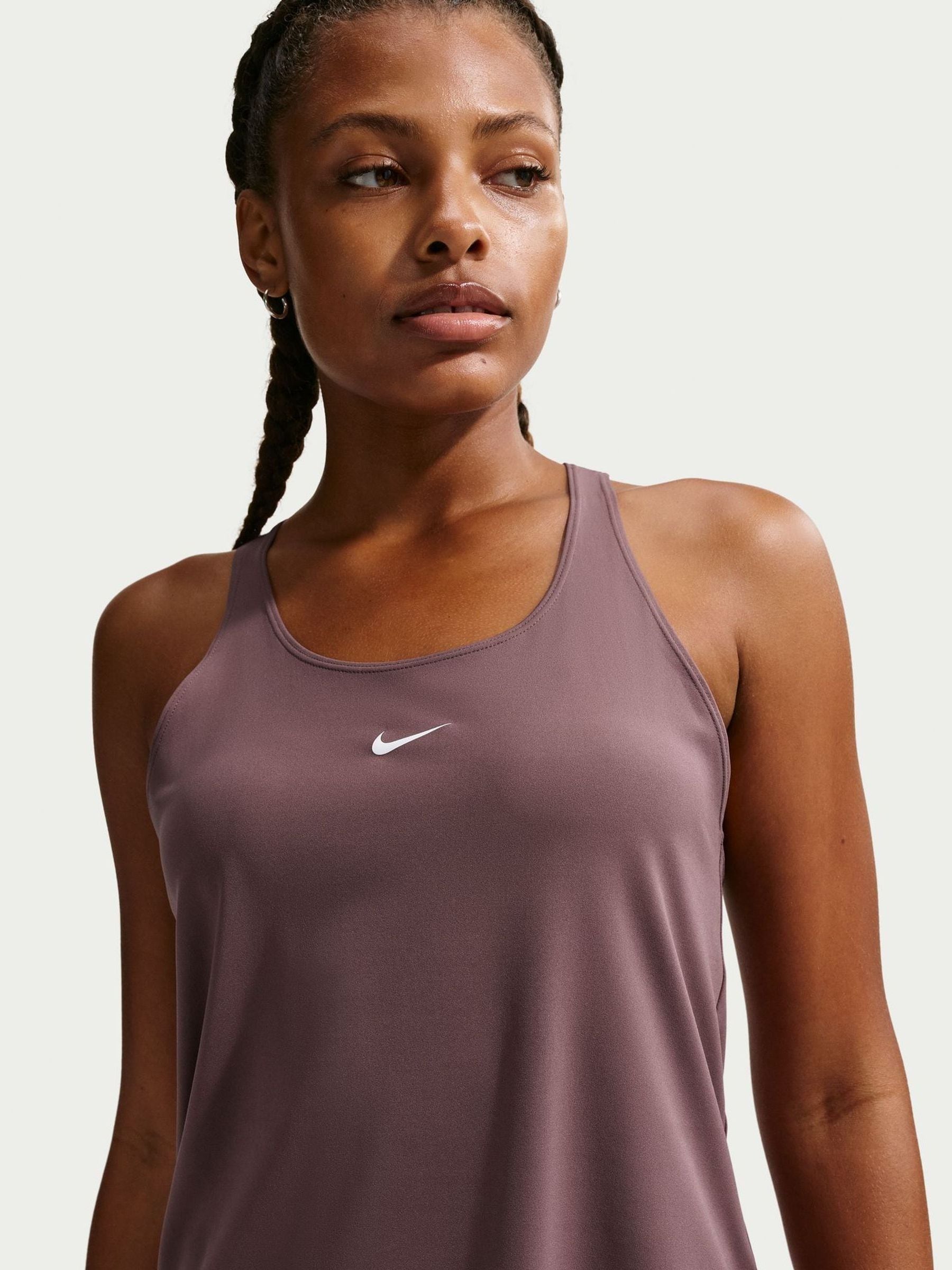 brown nike vest