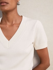 Reiss Ivory Valerie Cotton-Wool Knit V-Neck Top - Image 4 of 7