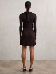 Reiss Alma Craft-Stitch Rib-Knit Mini Dress - Imagem 5 de 6