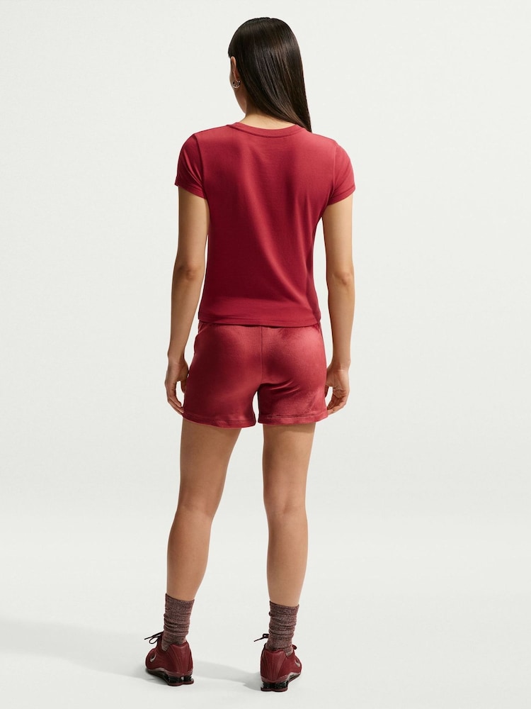 Nike Red Animal Logo Graphic T-Shirt - Image 2 of 5