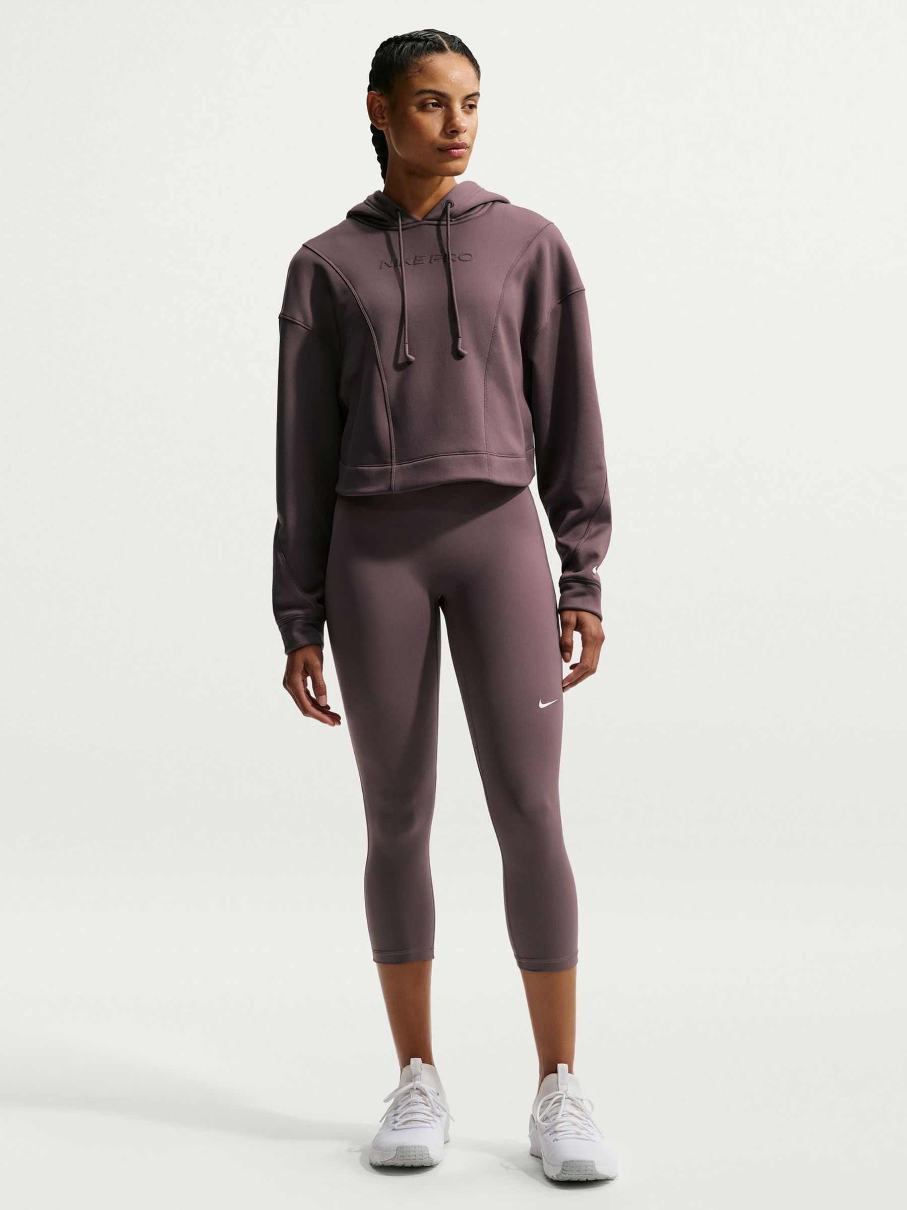 nike cropped leggings