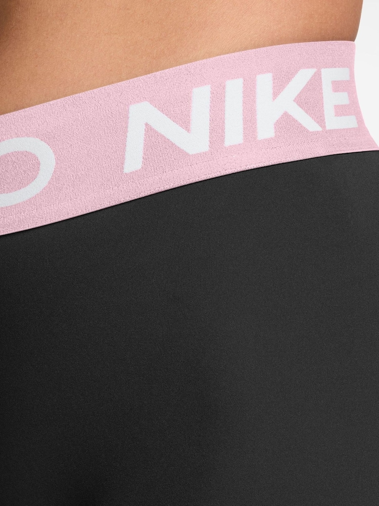 Czarny/Różowa piana - Nike Pro Mid-Rise 3" Biker Shorts - Obraz 5 z 5 Czarny/Różowa piana - Nike Pro Mid-Rise 3" Biker Shorts - Obraz 5 z 5