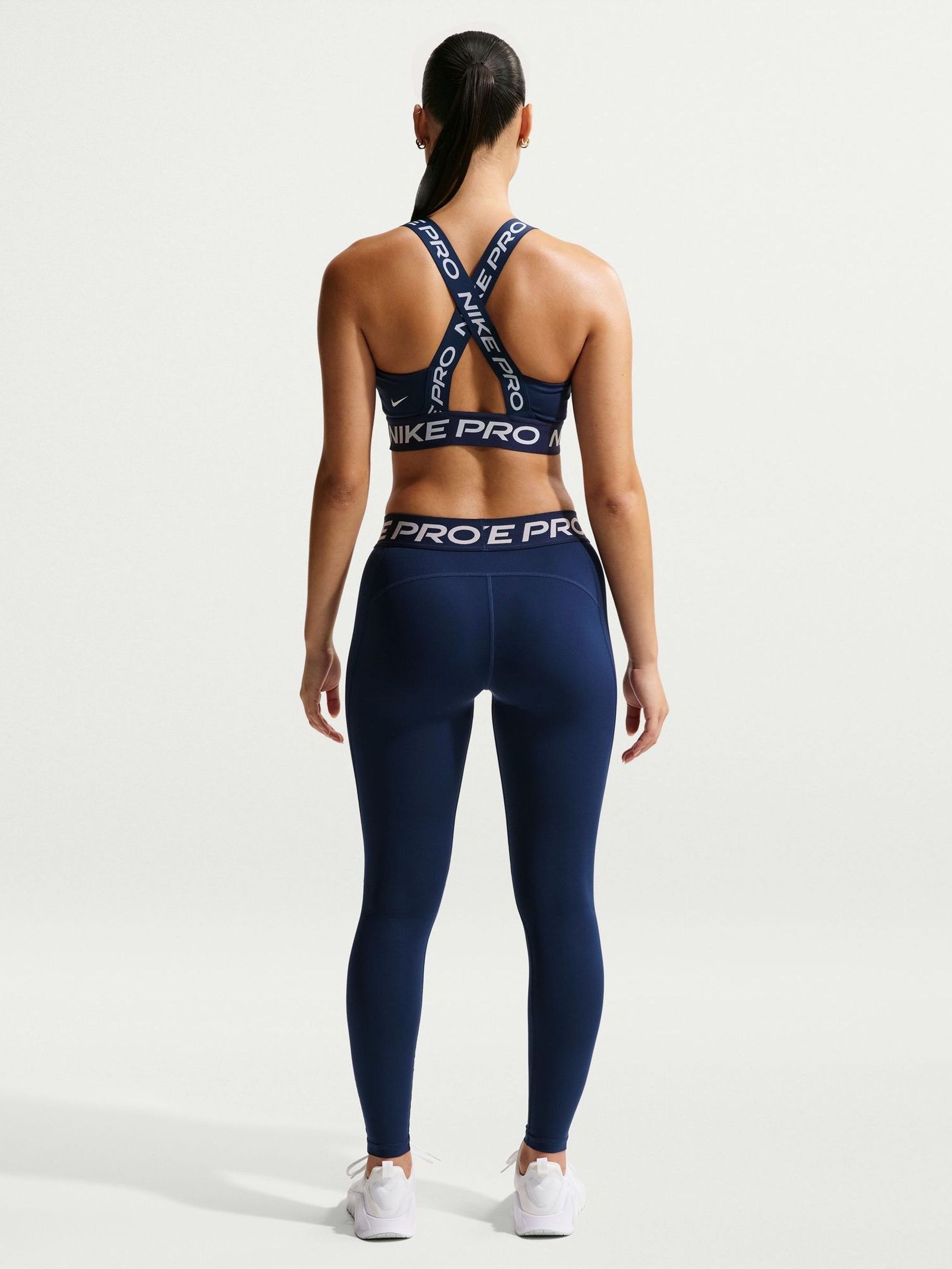 Next：日本 ミッドナイトネイビー - Nike Pro ミッドライズ フル