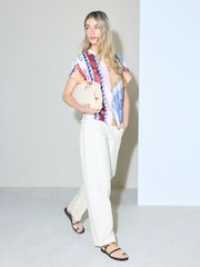 Blauw nautische print - Short Sleeve Keyhole Crew Neck Top - Afbeelding 2 van 9