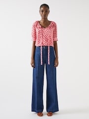 LK Bennett Coco Frilled Pink Blouse - Imagem 2 de 5