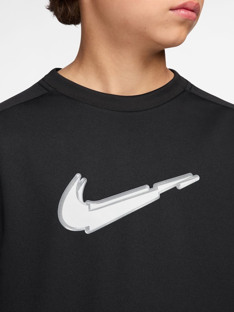 črna - Večbarvna majica s kratkimi rokavi in grafiko Nike Dri-FIT - Slika 3 iz 3 črna - Večbarvna majica s kratkimi rokavi in grafiko Nike Dri-FIT - Slika 3 iz 3