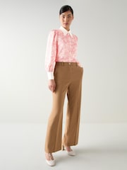 LK Bennett Sustainable Viscose Collar And Cuff Detail Sonya Floral Print Shirt - Imagem 3 de 4