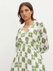 Oliver Bonas Green Floral Tile Print V-Neck Tiered Midi Dress - Image 4 of 7