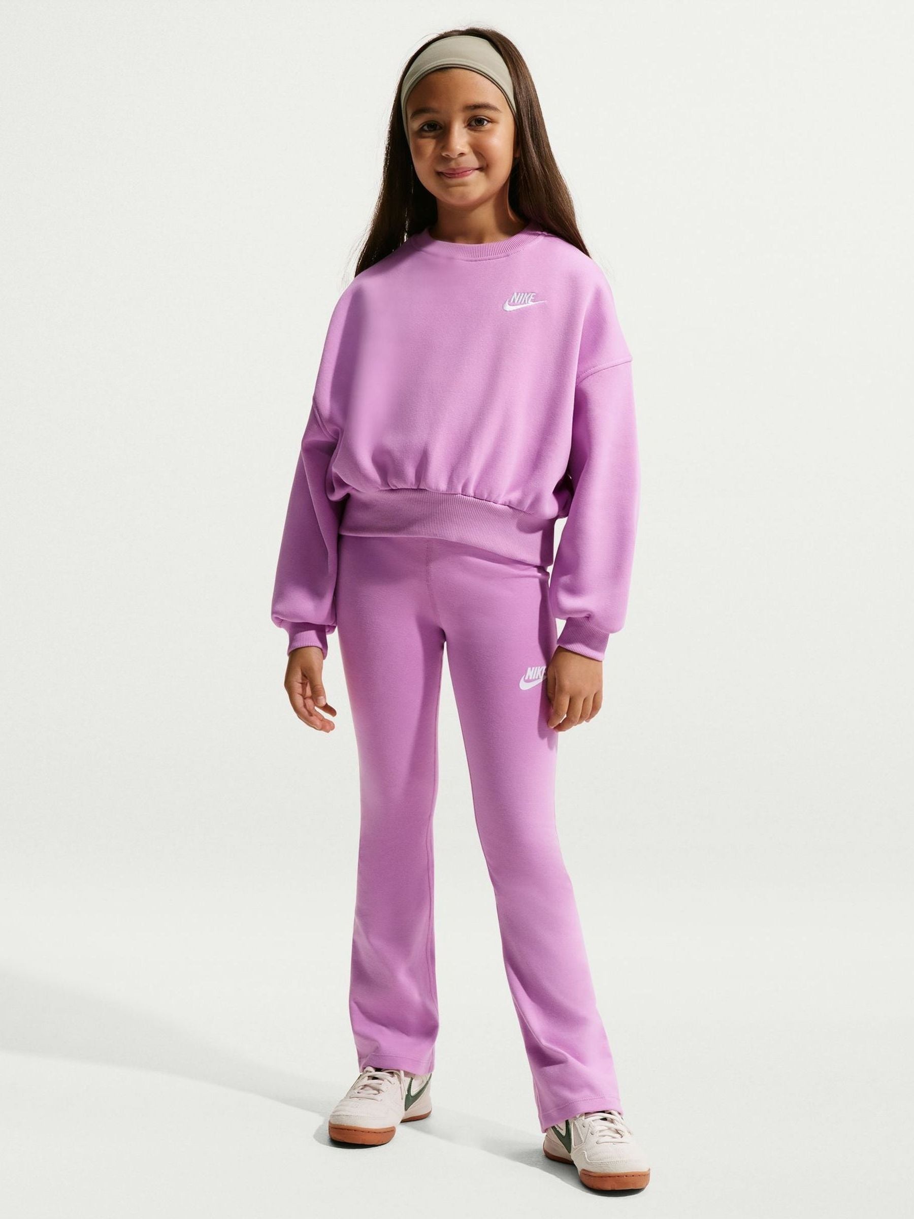 magenta nike sweatshirt