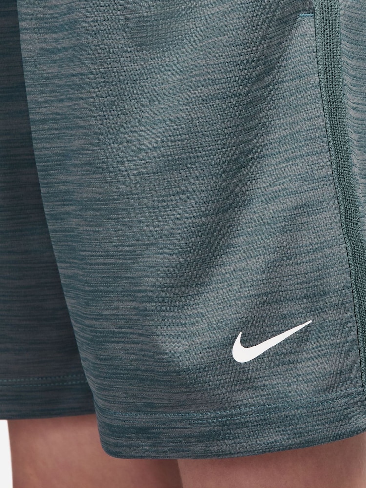 Nike Green Dark Dri-FIT Multi Shorts - Image 4 of 4 Nike Green Dark Dri-FIT Multi Shorts - Image 4 of 4