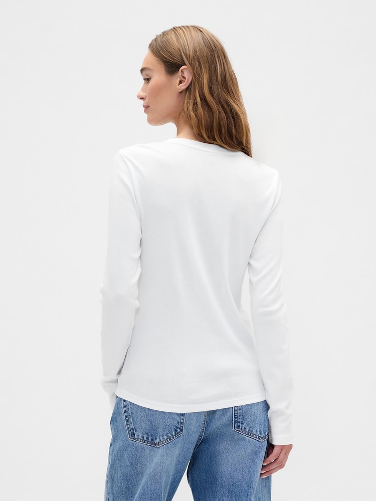 Gap White Long Sleeve Modern Crewneck T-Shirt - Image 2 of 5 Gap White Long Sleeve Modern Crewneck T-Shirt - Image 2 of 5