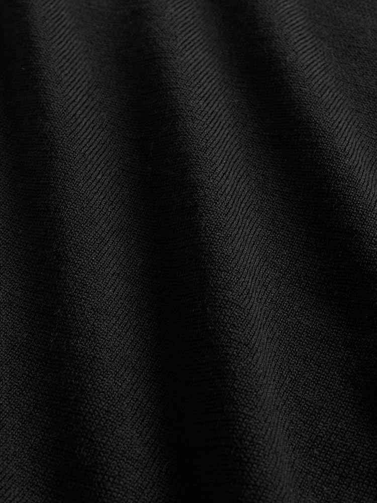 Gap Black Merino Wool Turtle Neck Jumper - Image 4 of 4