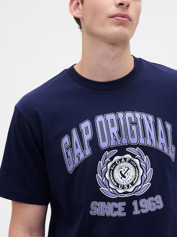 Gap Blue Everyday Soft Relaxed Graphic T-Shirt - Image 4 of 4 Gap Blue Everyday Soft Relaxed Graphic T-Shirt - Image 4 of 4