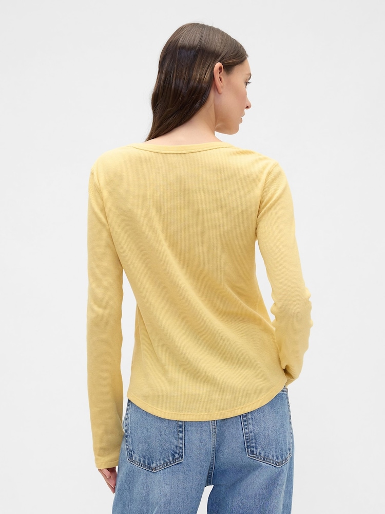 Gap Yellow Waffle Knit Crew Neck T-Shirt - Image 2 of 4