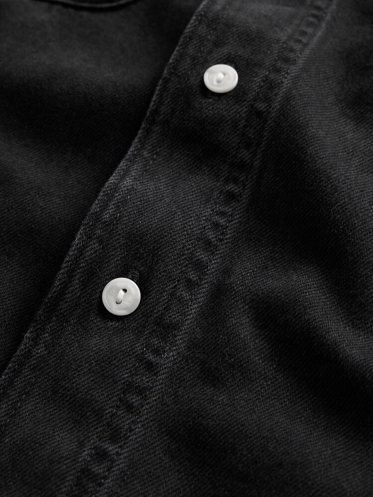 Gap Black UltraSoft Denim Relaxed Shirt - Image 4 of 4 Gap Black UltraSoft Denim Relaxed Shirt - Image 4 of 4