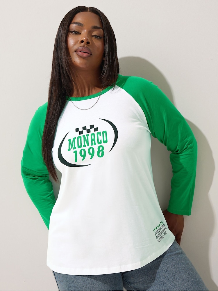 Camiseta com estampa frontal raglan e anelar Yours Curve Limited - Imagem 1 de 6