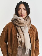 GANT Green Monogram Pattern Wool Scarf - Image 5 of 5