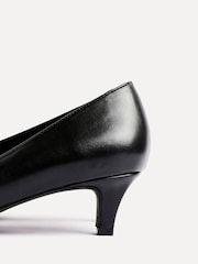 Linzi Black Zola Kitten Court Heel - Image 5 of 5