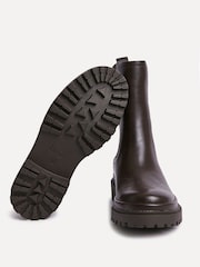Linzi Brown Command Chunky Sole Chelsea Boots - Image 5 of 5