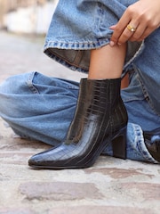 Linzi Black Dark Alisha Point Toe Block Heeled Ankle Boots - Image 2 of 7