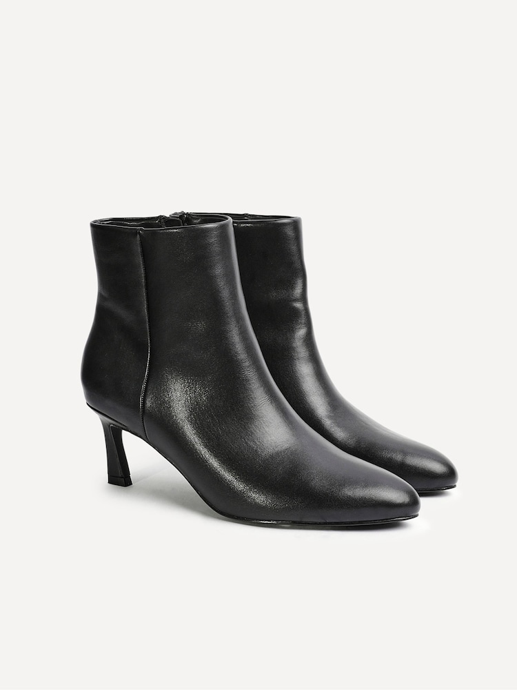Linzi Black Reserve Round Toe Stiletto Ankle Boots - Image 5 of 5