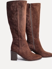 Linzi Brown Levine Block Heeled High Leg Boots - Image 6 of 6
