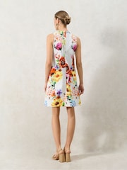 Ro&Zo White Garden Floral Print Shift Dress - Image 4 of 5