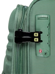 IT Luggage Large Green Circulator Suitcase - Image 6 of 9