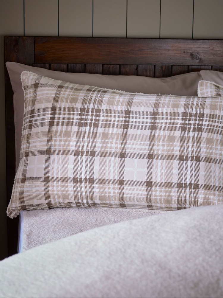 Catherine Lansfield Cosy Sherpa Check Duvet Cover Set - Imagen 2 de 4