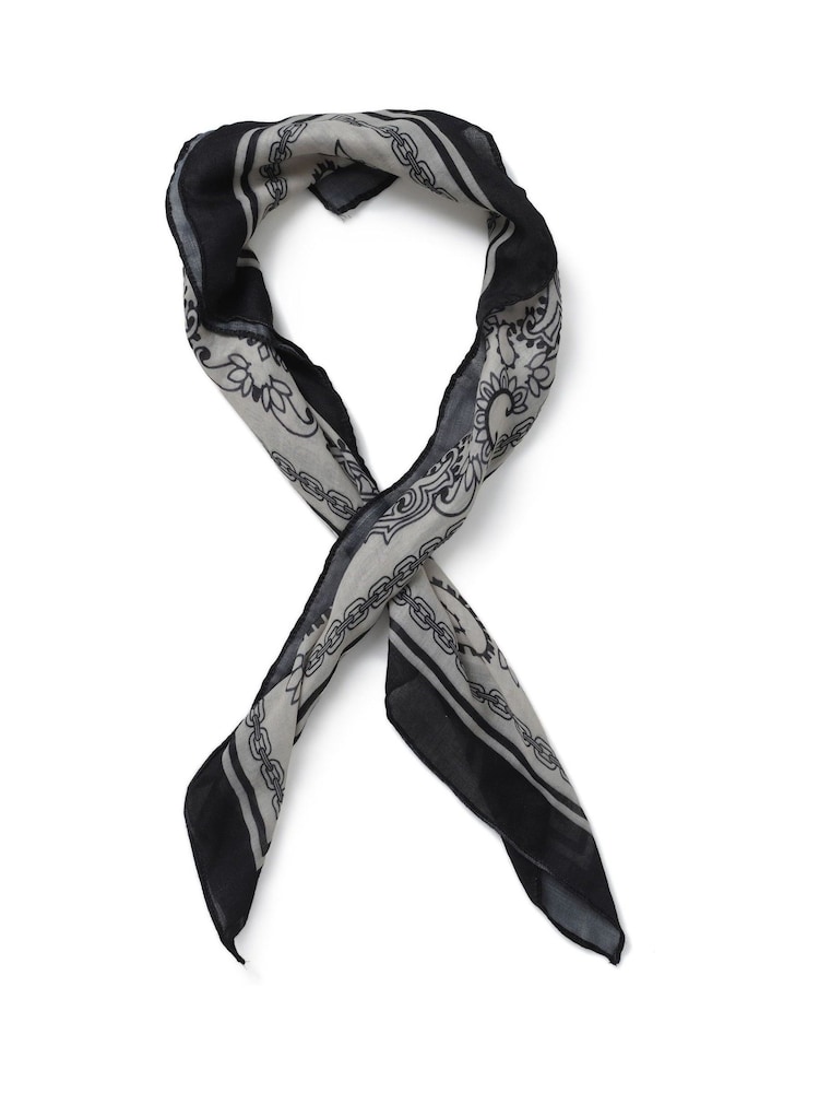 وشاح أسود عصري بطراز غربي من Aela - صورة 2 من 4 وشاح أسود عصري بطراز غربي من Aela - صورة 2 من 4