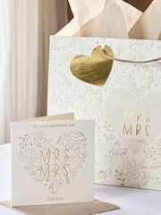 White 2026 Mr and Mrs Gift Bag and Card Set - Image 2 of 3