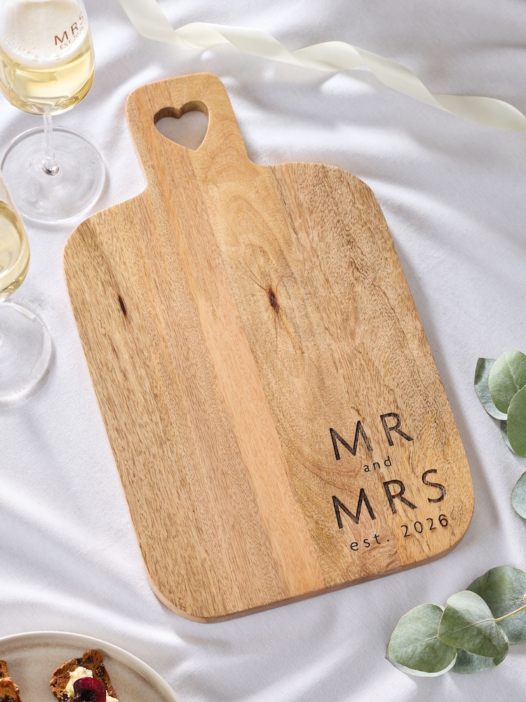 Brown Est 2026 Mr and Mrs Chopping Board - Image 2 of 4 Brown Est 2026 Mr and Mrs Chopping Board - Image 2 of 4