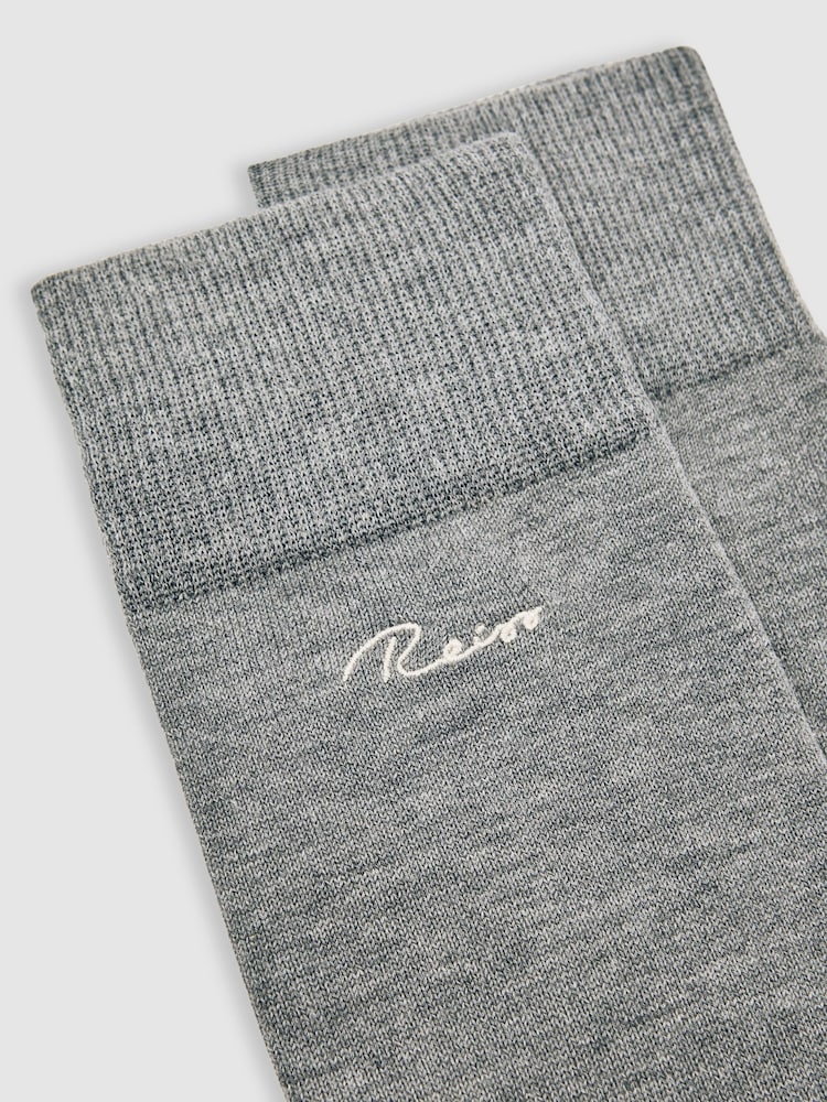 Reiss Soft Grey Milo Cotton-Blend Logo Embroidery Socks - Image 3 of 3 Reiss Soft Grey Milo Cotton-Blend Logo Embroidery Socks - Image 3 of 3