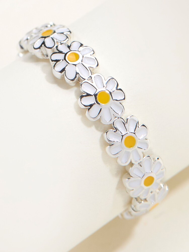 FatFace Silver Tone Daisy Adjustable Ring - Image 2 of 2 FatFace Silver Tone Daisy Adjustable Ring - Image 2 of 2