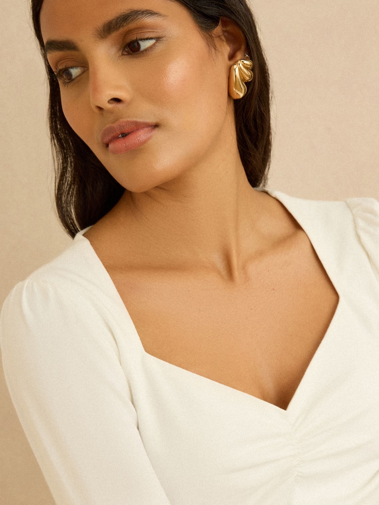 Love & Roses Ivory Sweetheart Neck Long Sleeve Top - Image 2 of 4