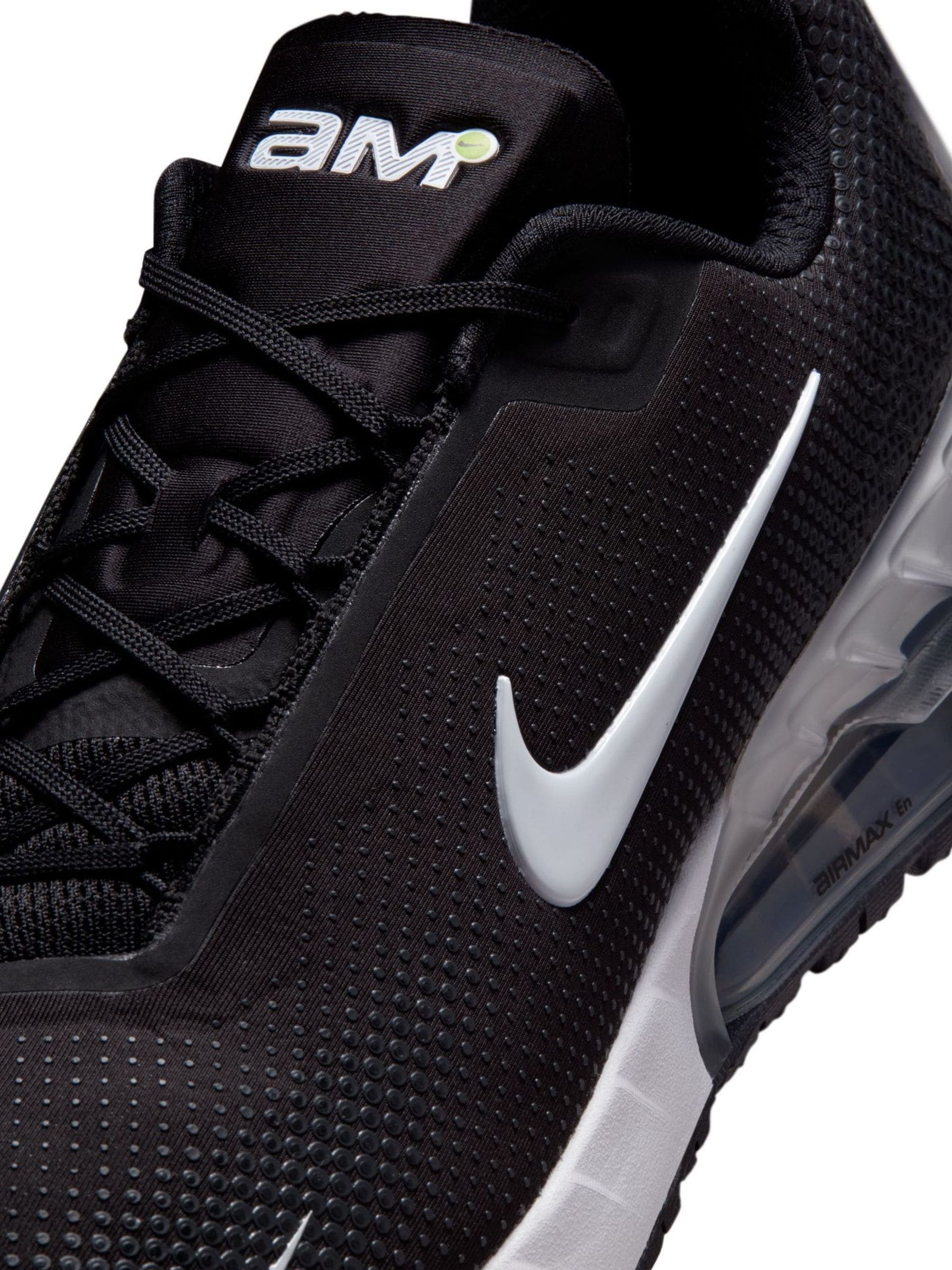 maxi sport nike react