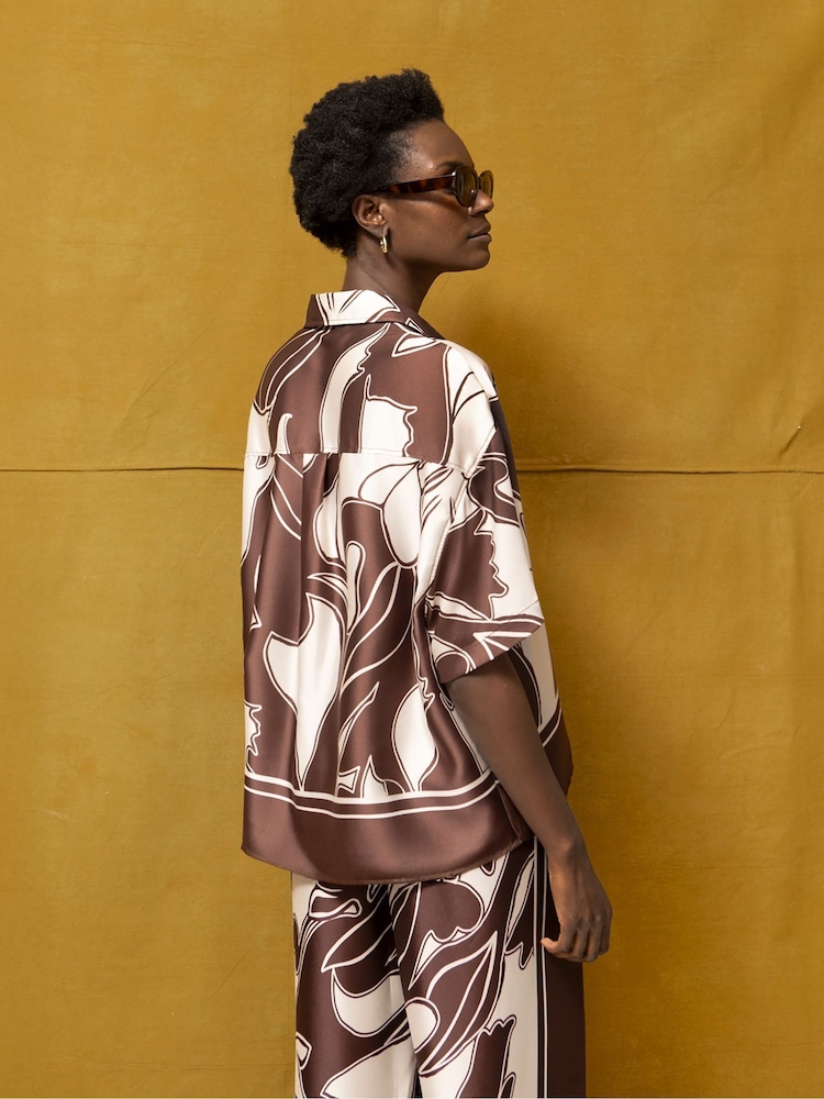 Ro&Zo Brown Swirl Print Collared Placement Blouse - Image 5 of 5 Ro&Zo Brown Swirl Print Collared Placement Blouse - Image 5 of 5